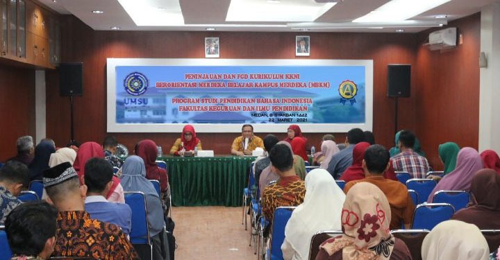 Prodi Pendidikan Bahasa Indonesia Mengadakan Peninjiauan dan FGD dengan Alumni dan Pemakai Alumni dalam Kurikulum KKNI Berorientasi Merdeka Belajar Kampus Merdeka (MBKM)